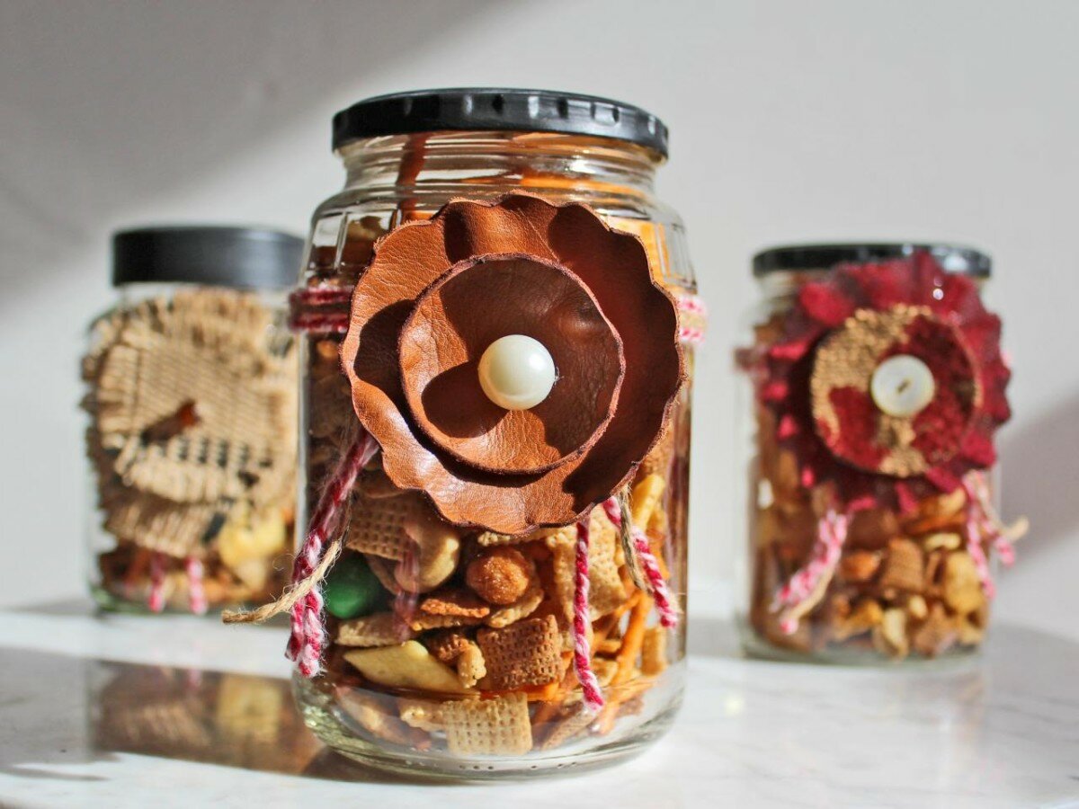 FESTIVE JAR